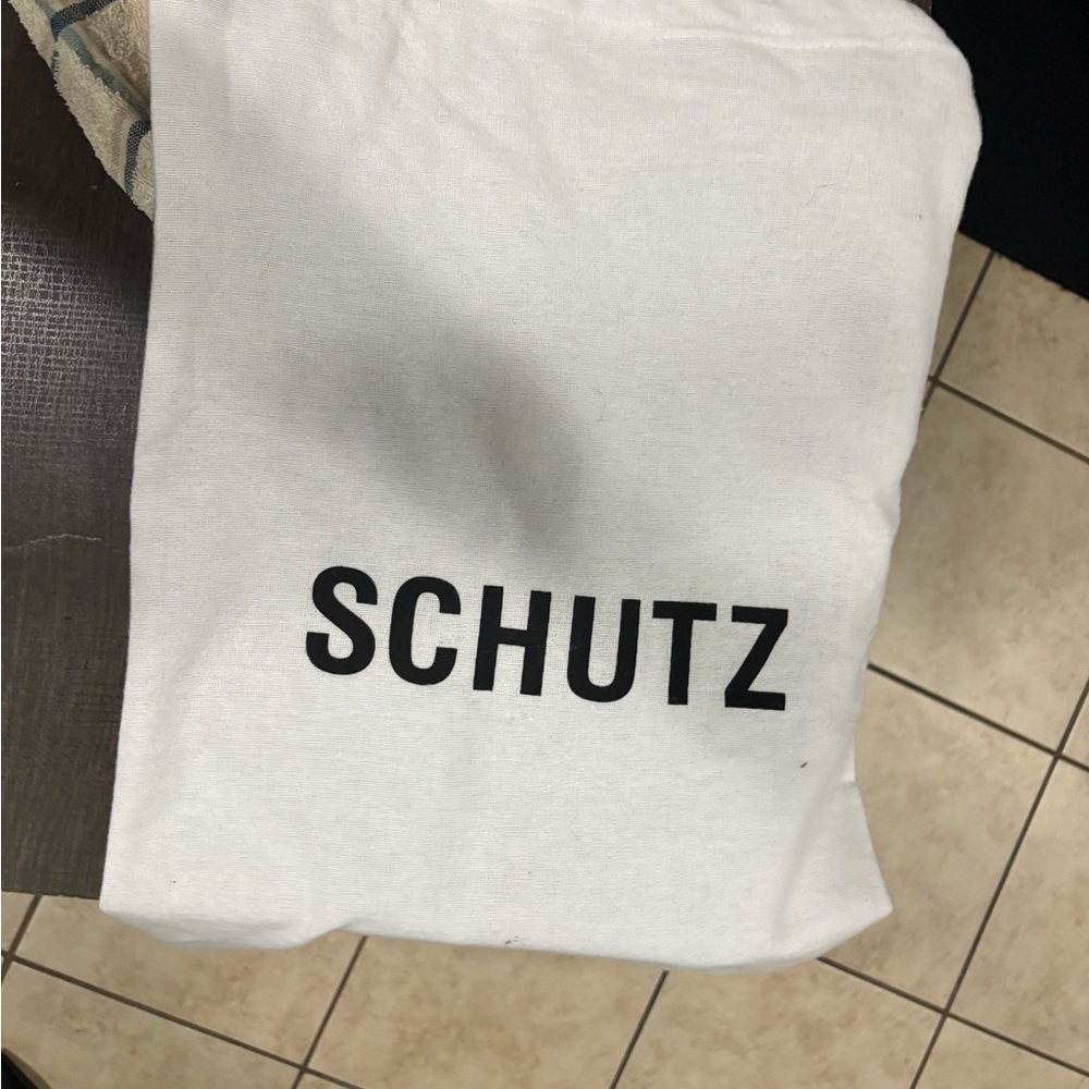 SCHUTZ White Bag with Black Logo